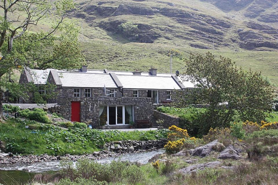 Delphi Lodge Leenaun Exterior foto